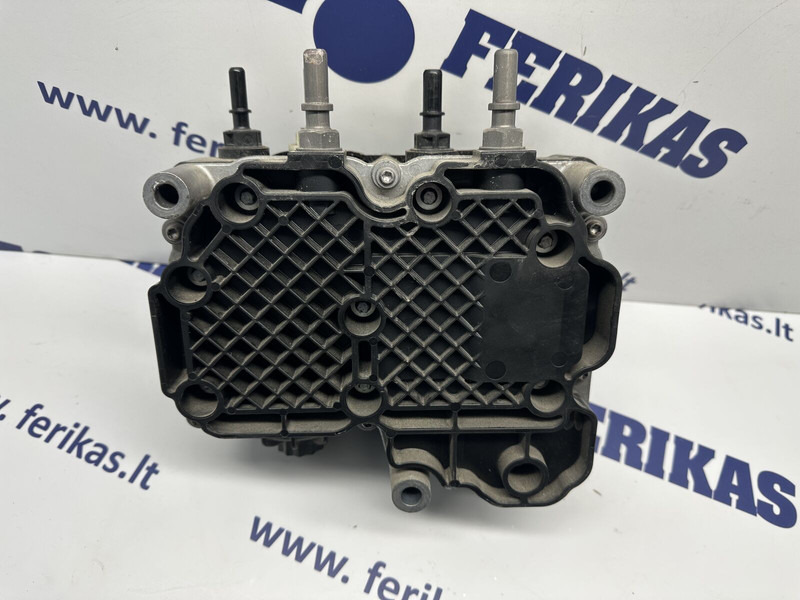 MAN TGX - Impianto di scarico per Camion: foto 2 MAN TGX - Impianto di scarico per Camion: foto 2