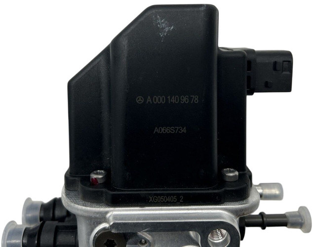 Mercedes-Benz AdBlue pump - Impianto di scarico per Camion: foto 5 Mercedes-Benz AdBlue pump - Impianto di scarico per Camion: foto 5