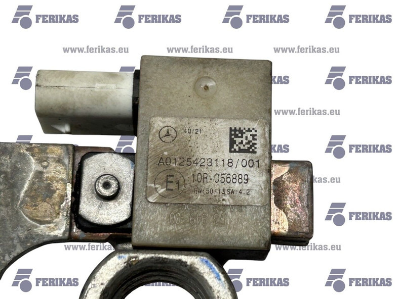 Mercedes-Benz battery sensor - Sensor per Camion: foto 4 Mercedes-Benz battery sensor - Sensor per Camion: foto 4