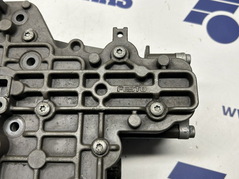 Mercedes-Benz transmission shifting cylinder FESTO - Cambio per Camion: foto 3 Mercedes-Benz transmission shifting cylinder FESTO - Cambio per Camion: foto 3