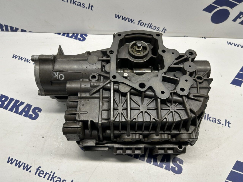 Mercedes-Benz transmission shifting cylinder FESTO - Cambio per Camion: foto 1 Mercedes-Benz transmission shifting cylinder FESTO - Cambio per Camion: foto 1