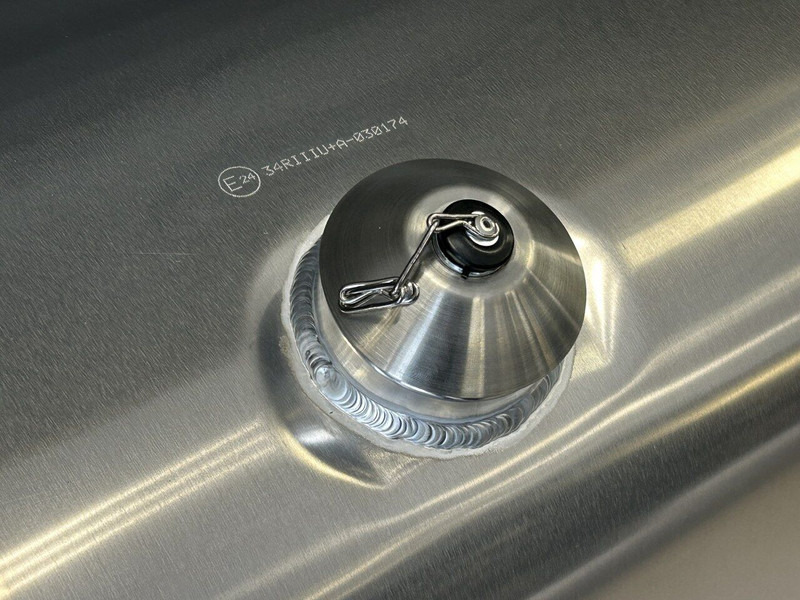 Scania Fuel tank anti-theft protection, 80mm - Sistema di alimentazione per Camion: foto 5 Scania Fuel tank anti-theft protection, 80mm - Sistema di alimentazione per Camion: foto 5