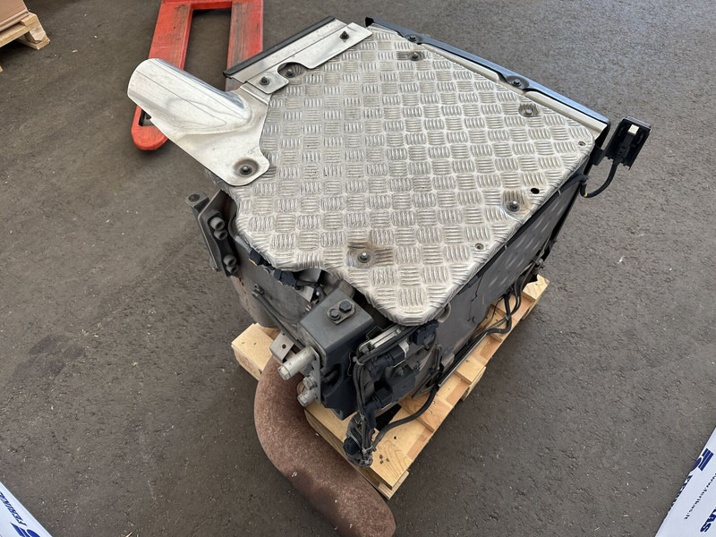 Scania R410 EURO 6 - Convertitore catalitico per Camion: foto 4 Scania R410 EURO 6 - Convertitore catalitico per Camion: foto 4