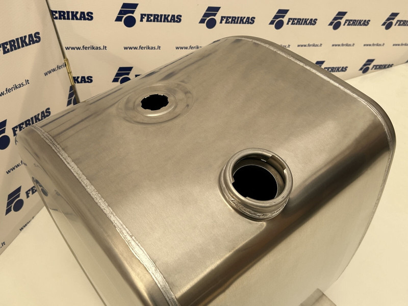 Volvo New aluminum fuel tank 240L - Serbatoio carburante per Camion: foto 4 Volvo New aluminum fuel tank 240L - Serbatoio carburante per Camion: foto 4