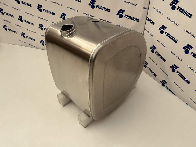Volvo New aluminum fuel tank 240L - Serbatoio carburante per Camion: foto 3 Volvo New aluminum fuel tank 240L - Serbatoio carburante per Camion: foto 3