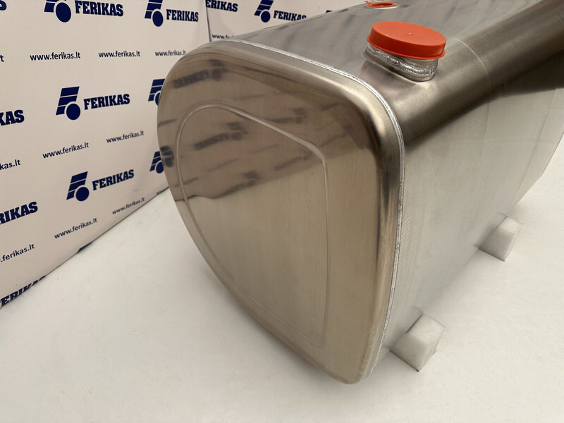 Volvo New aluminum fuel tank 450L - Serbatoio carburante per Camion: foto 2 Volvo New aluminum fuel tank 450L - Serbatoio carburante per Camion: foto 2