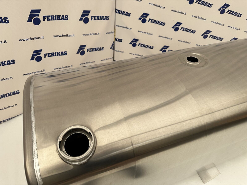 Volvo New aluminum fuel tank 570L - Serbatoio carburante per Camion: foto 4 Volvo New aluminum fuel tank 570L - Serbatoio carburante per Camion: foto 4