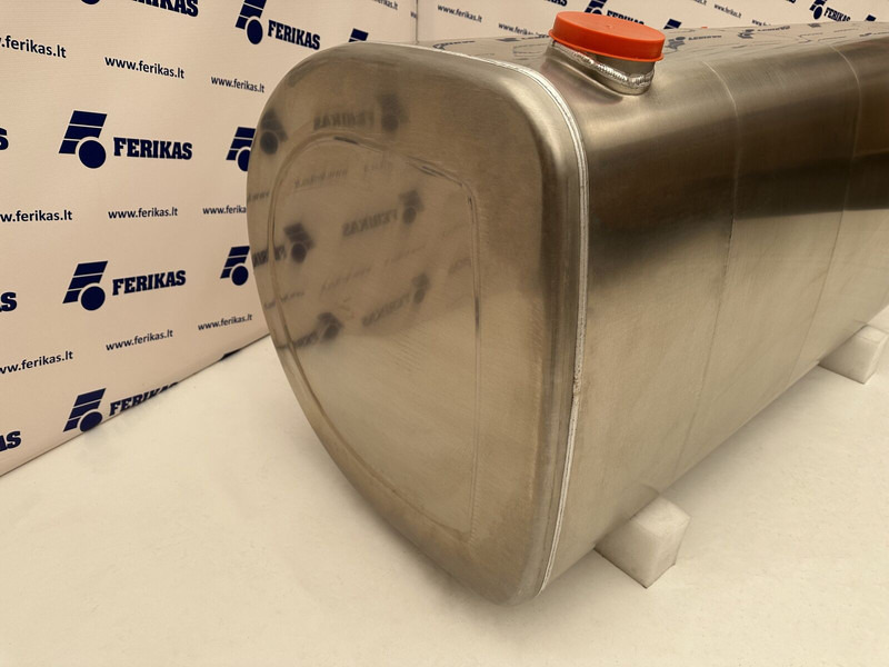 Volvo New aluminum fuel tank 610L - Serbatoio carburante per Camion: foto 3 Volvo New aluminum fuel tank 610L - Serbatoio carburante per Camion: foto 3