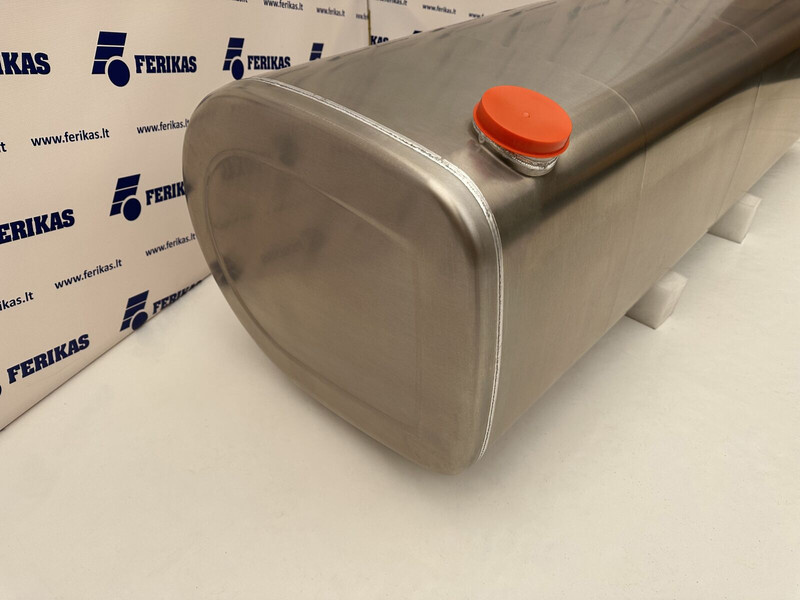 Volvo New aluminum fuel tank 625L - Serbatoio carburante per Camion: foto 3 Volvo New aluminum fuel tank 625L - Serbatoio carburante per Camion: foto 3