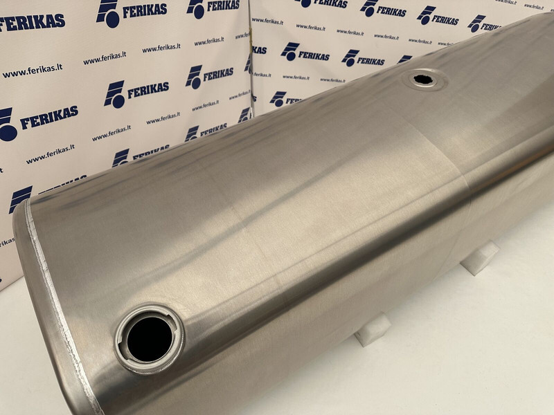Volvo New aluminum fuel tank 625L - Serbatoio carburante per Camion: foto 4 Volvo New aluminum fuel tank 625L - Serbatoio carburante per Camion: foto 4