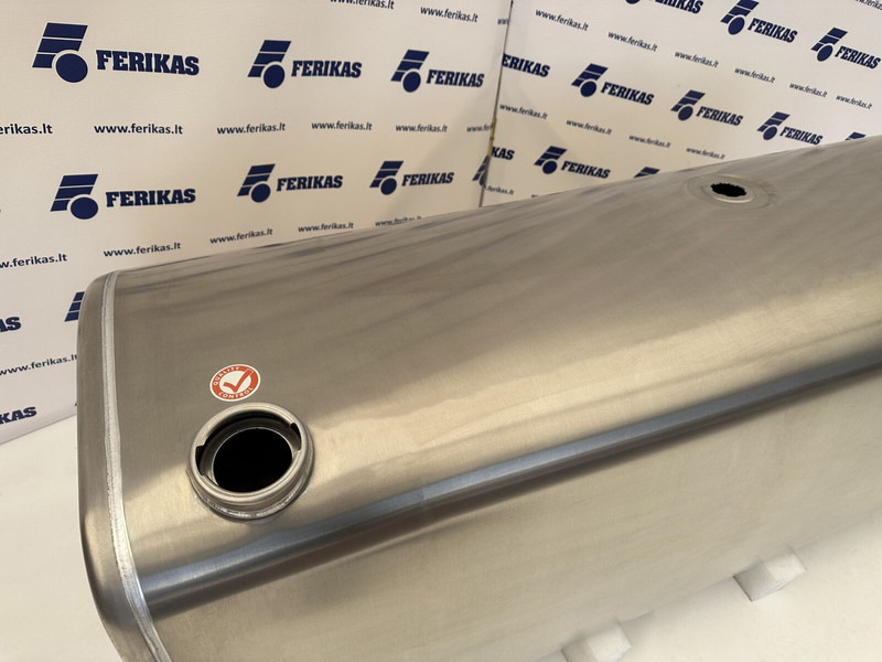 Volvo New aluminum fuel tank 650L - Serbatoio carburante per Camion: foto 4 Volvo New aluminum fuel tank 650L - Serbatoio carburante per Camion: foto 4