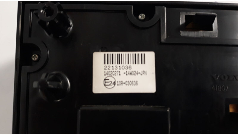 Volvo Radio control unit !! (WORLDWIDE DELIVERY) - Cruscotto per Camion: foto 3 Volvo Radio control unit !! (WORLDWIDE DELIVERY) - Cruscotto per Camion: foto 3
