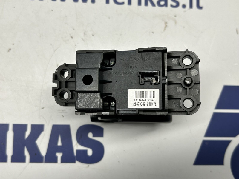 Volvo parking brake switch - Cabina e interni per Camion: foto 2 Volvo parking brake switch - Cabina e interni per Camion: foto 2