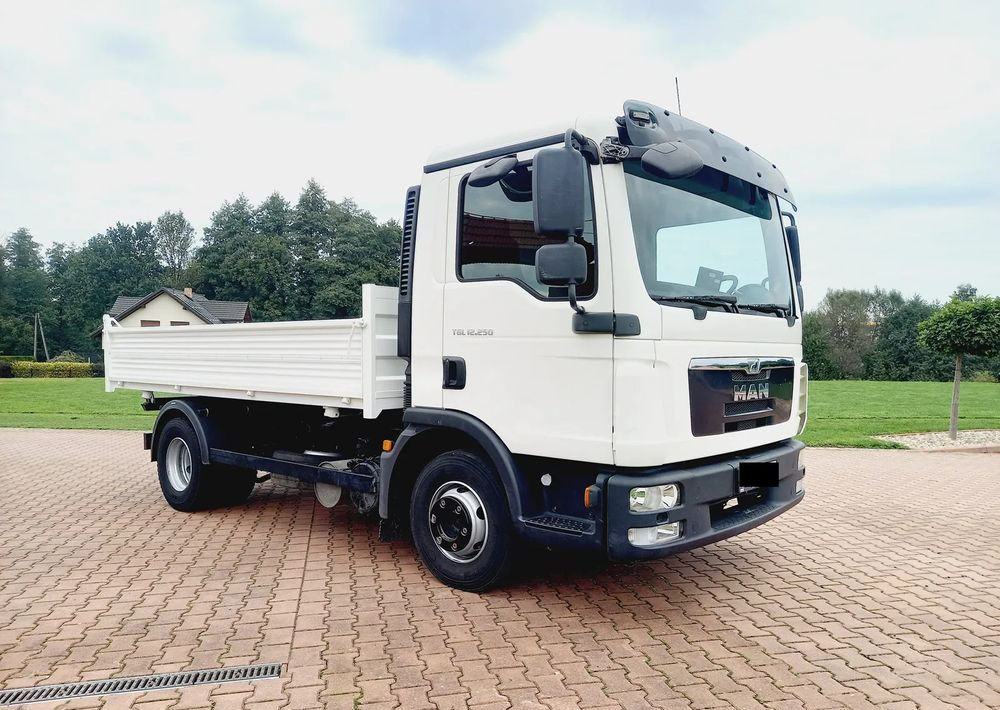 MAN TGL 12 250 EURO 5 !!! BLOKADA MOSTU !!!! - Autocarro ribaltabile: foto 4 MAN TGL 12 250 EURO 5 !!! BLOKADA MOSTU !!!! - Autocarro ribaltabile: foto 4