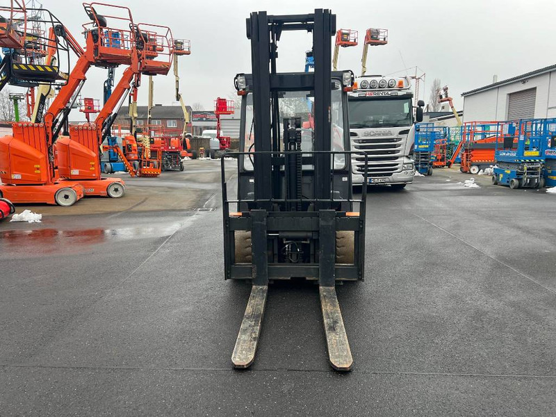 Doosan B50X5 5T 6m Triplex non-marking (1841) - Carrello elevatore elettrico: foto 4 Doosan B50X5 5T 6m Triplex non-marking (1841) - Carrello elevatore elettrico: foto 4