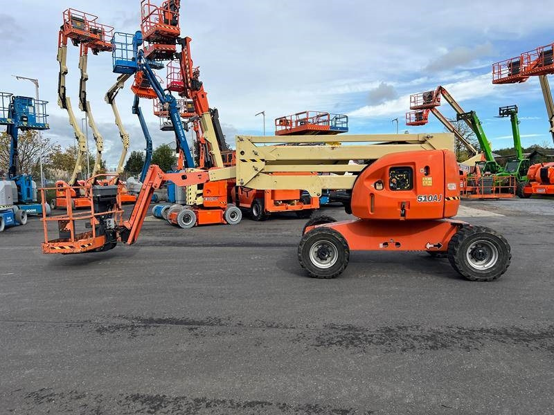 JLG 510AJ diesel 4x4 18m (1822) - Piattaforma articolata: foto 2 JLG 510AJ diesel 4x4 18m (1822) - Piattaforma articolata: foto 2