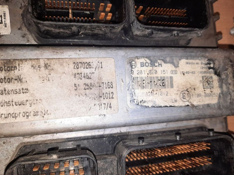 MAN BOSCH 0281001521. 0261200173 \ 020600009 - ECU: foto 4 MAN BOSCH 0281001521. 0261200173 \ 020600009 - ECU: foto 4