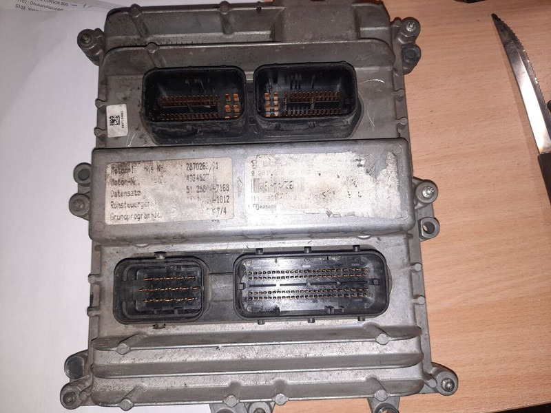 MAN BOSCH 0281001521. 0261200173 \ 020600009 - ECU: foto 2 MAN BOSCH 0281001521. 0261200173 \ 020600009 - ECU: foto 2