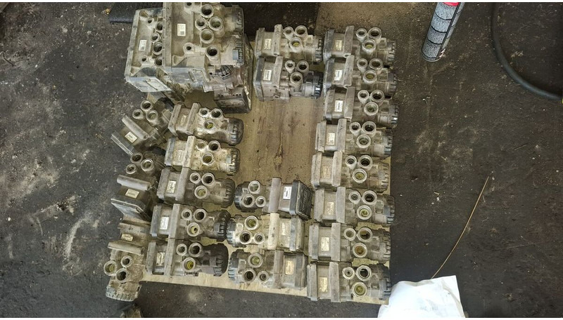 MAN Скания.Вольво - Valvola: foto 1 MAN Скания.Вольво - Valvola: foto 1