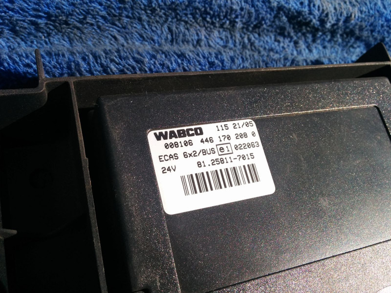 MAN WABCO ECU ZBR2 / 81.25806.7096. - ECU: foto 3 MAN WABCO ECU ZBR2 / 81.25806.7096. - ECU: foto 3