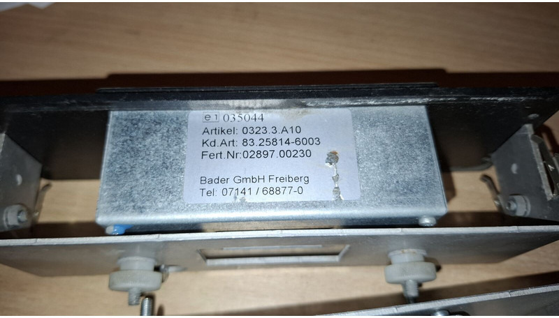 MAN Wabco 037 20/05 . 4461950040 - ECU: foto 3 MAN Wabco 037 20/05 . 4461950040 - ECU: foto 3