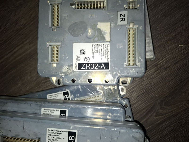 MAN ZR2-BS - VDO D78052 VS - ECU: foto 1 MAN ZR2-BS - VDO D78052 VS - ECU: foto 1
