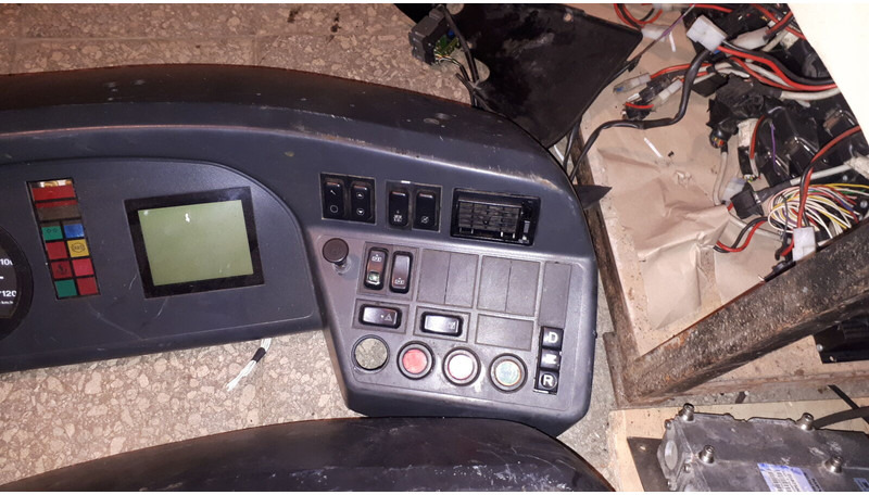 Mercedes-Benz D-78052VS - Cruscotto: foto 5 Mercedes-Benz D-78052VS - Cruscotto: foto 5