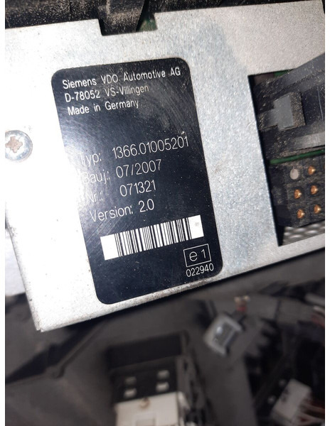 Mercedes-Benz D-78052VS - Cruscotto: foto 3 Mercedes-Benz D-78052VS - Cruscotto: foto 3