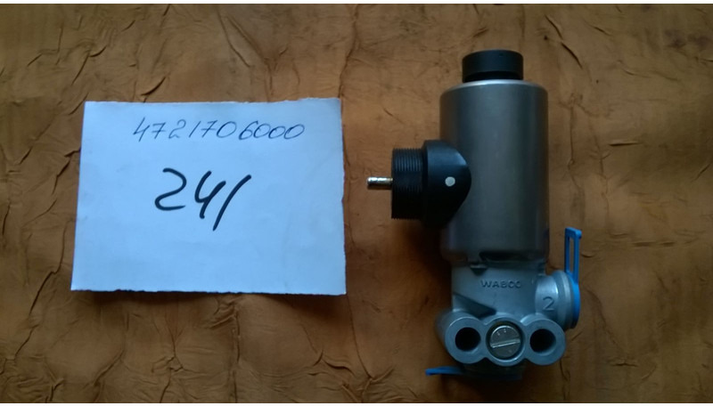 Mercedes-Benz Электромагнитный клапан А4721706000 3720600620 а4722706000 - Valvola: foto 2 Mercedes-Benz Электромагнитный клапан А4721706000 3720600620 а4722706000 - Valvola: foto 2