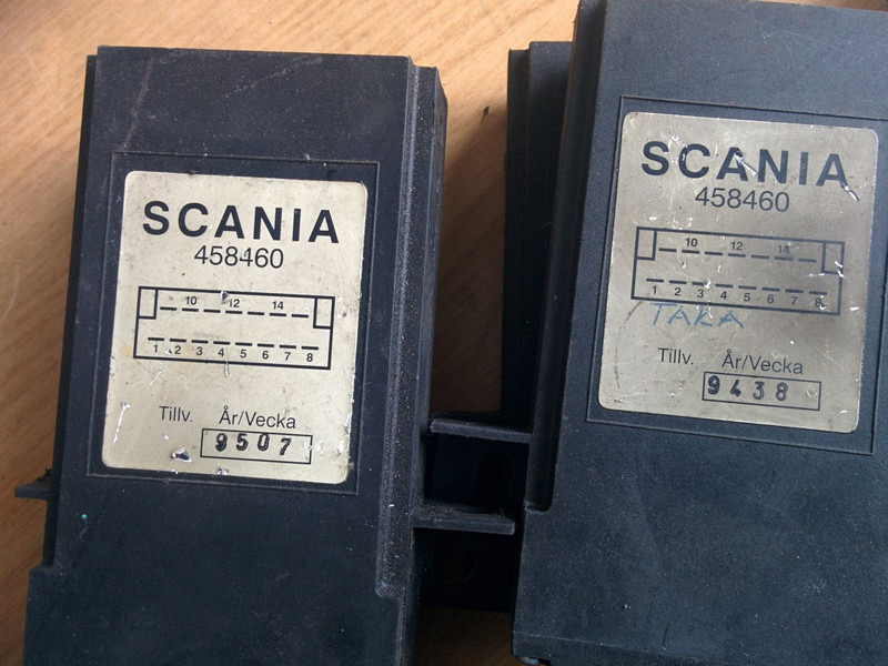 Scania 0485472. 458460 . 0881801800 - ECU: foto 4 Scania 0485472. 458460 . 0881801800 - ECU: foto 4