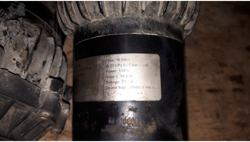 Scania Sphero U4856 - Pompa del liquido di raffreddamento: foto 4 Scania Sphero U4856 - Pompa del liquido di raffreddamento: foto 4