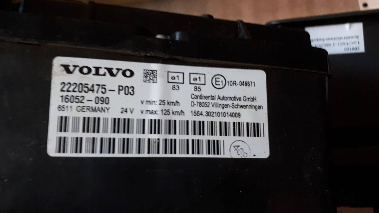 Cruscotto per Autobus Volvo 70361832-1 . 70361831. 70329201-2 .22205475-P03. 70392912-P01/   Volvo B7 . B9. B12 . FH. Scania: foto 14
