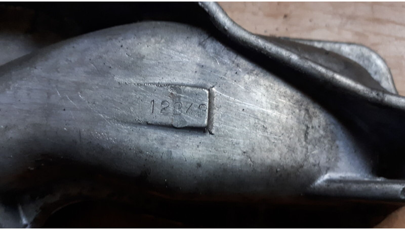 Volvo B 12 9700 . FM/FH - Pompa del liquido di raffreddamento: foto 3 Volvo B 12 9700 . FM/FH - Pompa del liquido di raffreddamento: foto 3