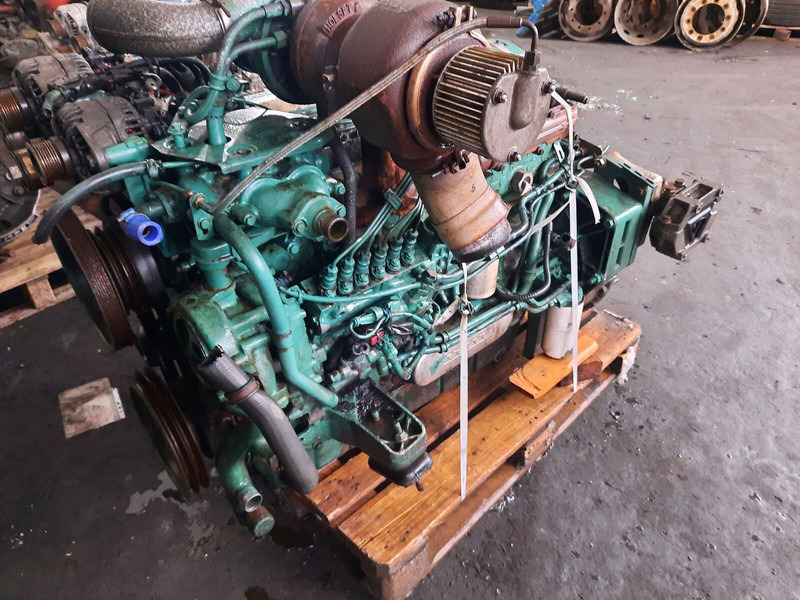 Volvo D7C-310 EC99 - Motore: foto 1 Volvo D7C-310 EC99 - Motore: foto 1