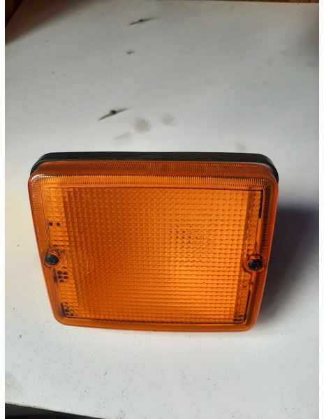 Volvo - Indicatore di direzione: foto 5 Volvo - Indicatore di direzione: foto 5