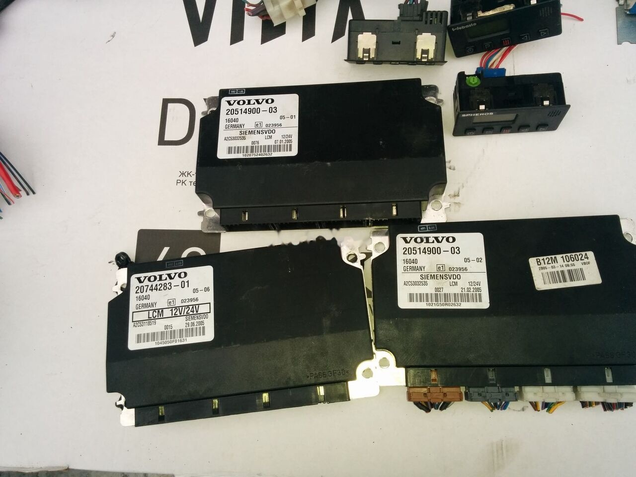Volvo Siemts VDO 20514900-03 20569213-P03. 20744283-01. 20865208-02. Volvo B12 - ECU per Autobus: foto 3 Volvo Siemts VDO 20514900-03 20569213-P03. 20744283-01. 20865208-02. Volvo B12 - ECU per Autobus: foto 3