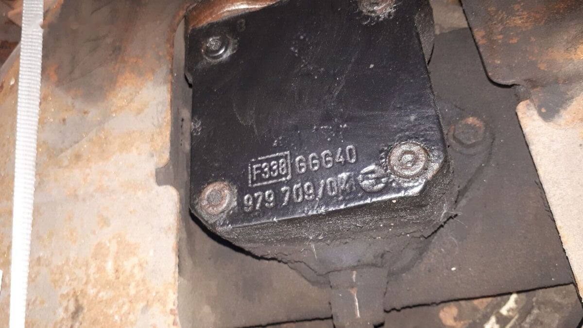 Volvo maslyanyy motor ventilyatora SAUER DANFOSS C19.2L00888\174 Scania Omni Siti - Link/ Volvo B12 / b 10. - Ventilatore per Autobus: foto 4 Volvo maslyanyy motor ventilyatora SAUER DANFOSS C19.2L00888\174 Scania Omni Siti - Link/ Volvo B12 / b 10. - Ventilatore per Autobus: foto 4