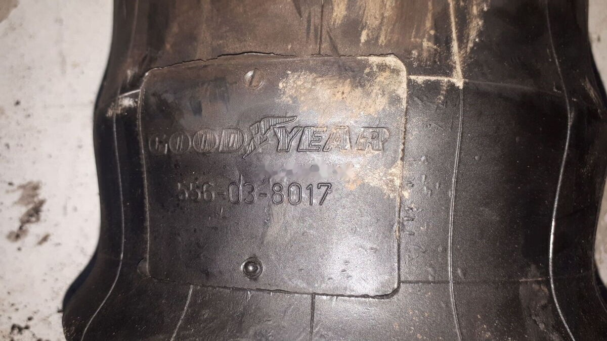 Volvo pnevmoressora . vtulka stabilizatora Volvo B12M 9700 - Sospensione pneumatica per Autobus: foto 3 Volvo pnevmoressora . vtulka stabilizatora Volvo B12M 9700 - Sospensione pneumatica per Autobus: foto 3