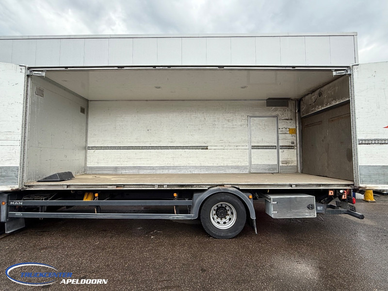 MAN TGM 19.290 Zijdeuren laadbak, 6 Cilinder, Slaapcabine, Euro 6 - Autocarro furgonato: foto 2 MAN TGM 19.290 Zijdeuren laadbak, 6 Cilinder, Slaapcabine, Euro 6 - Autocarro furgonato: foto 2