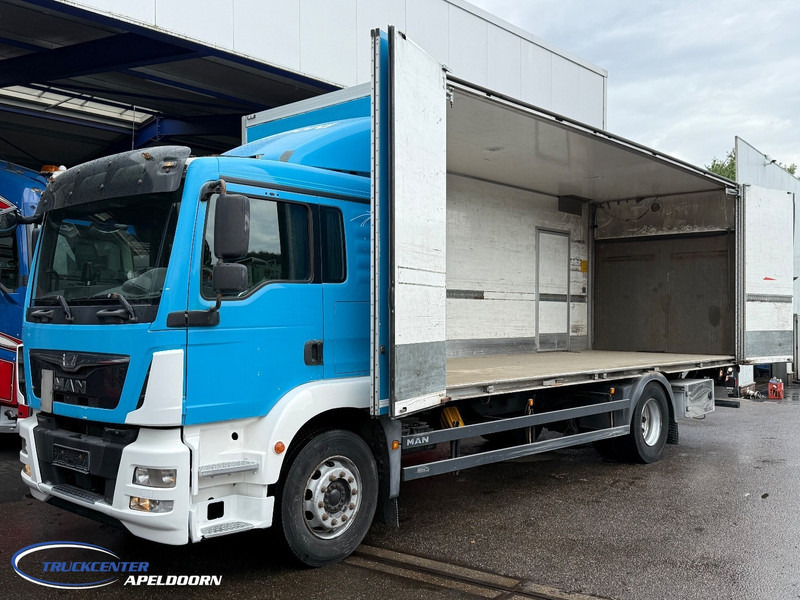 MAN TGM 19.290 Zijdeuren laadbak, 6 Cilinder, Slaapcabine, Euro 6 - Autocarro furgonato: foto 1 MAN TGM 19.290 Zijdeuren laadbak, 6 Cilinder, Slaapcabine, Euro 6 - Autocarro furgonato: foto 1