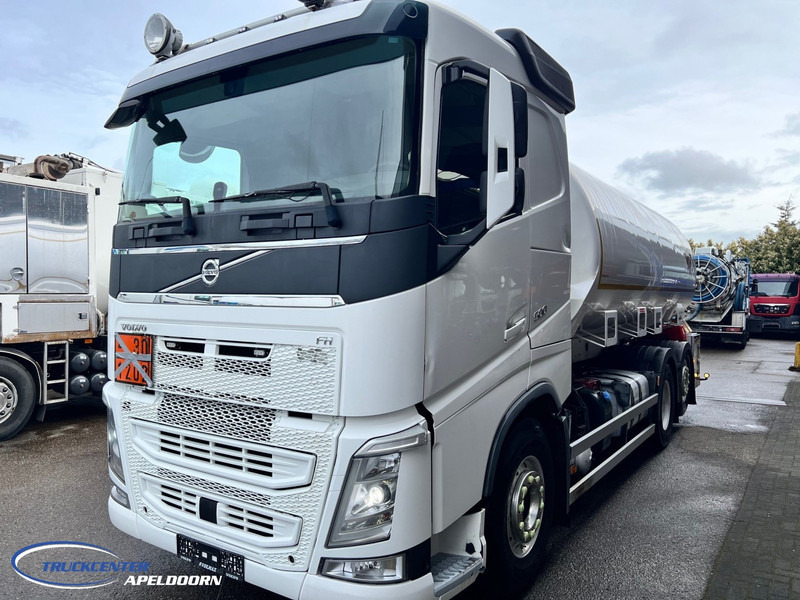 Volvo FH 500 Rohr 22150 Liter, 4 Comp., Retarder, ADR, 6x2 - Camion cisterna: foto 3 Volvo FH 500 Rohr 22150 Liter, 4 Comp., Retarder, ADR, 6x2 - Camion cisterna: foto 3