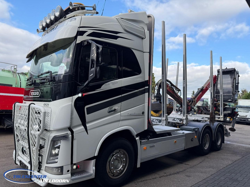 Volvo FH 650 6x4, FTG V1000X.81 Houtkraan - Camion trasporto legname, Camion con gru: foto 3 Volvo FH 650 6x4, FTG V1000X.81 Houtkraan - Camion trasporto legname, Camion con gru: foto 3