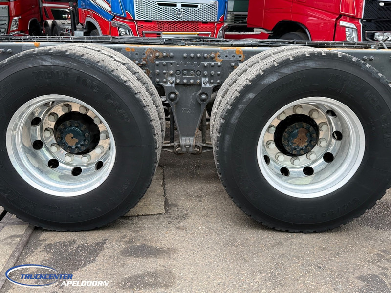 Volvo FH 750 6x4, Steel - Air, Globetrotter XL - Autocarro telaio: foto 5 Volvo FH 750 6x4, Steel - Air, Globetrotter XL - Autocarro telaio: foto 5