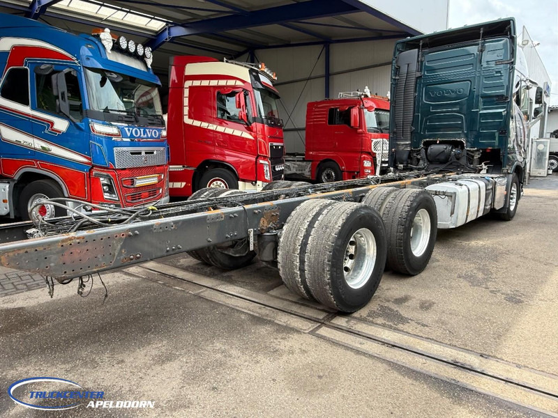 Volvo FH 750 6x4, Steel - Air, Globetrotter XL - Autocarro telaio: foto 4 Volvo FH 750 6x4, Steel - Air, Globetrotter XL - Autocarro telaio: foto 4