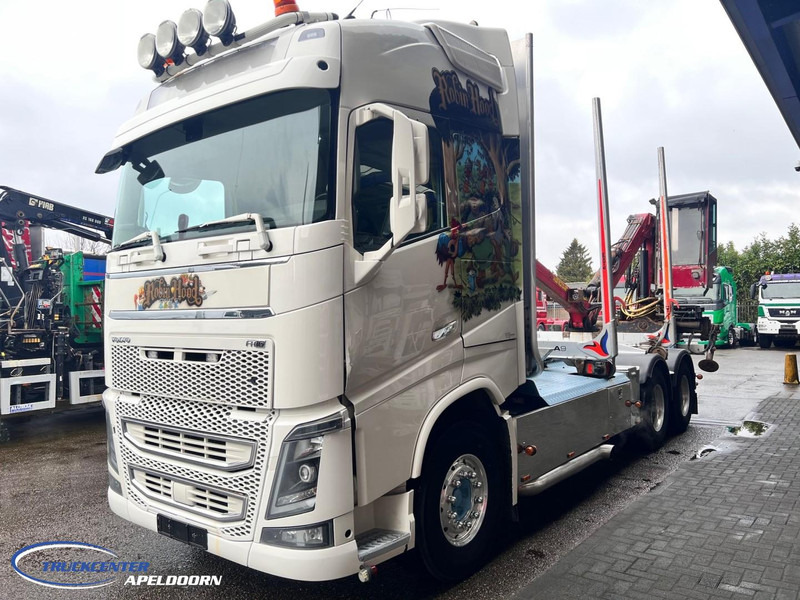Volvo FH 750 Loglift, 6x4, Dynamic steering, Globetrotter - Camion trasporto legname, Camion con gru: foto 4 Volvo FH 750 Loglift, 6x4, Dynamic steering, Globetrotter - Camion trasporto legname, Camion con gru: foto 4