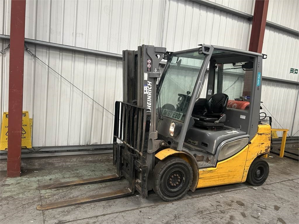 Jungheinrich TFG425S - Carrello elevatore a gas: foto 2 Jungheinrich TFG425S - Carrello elevatore a gas: foto 2