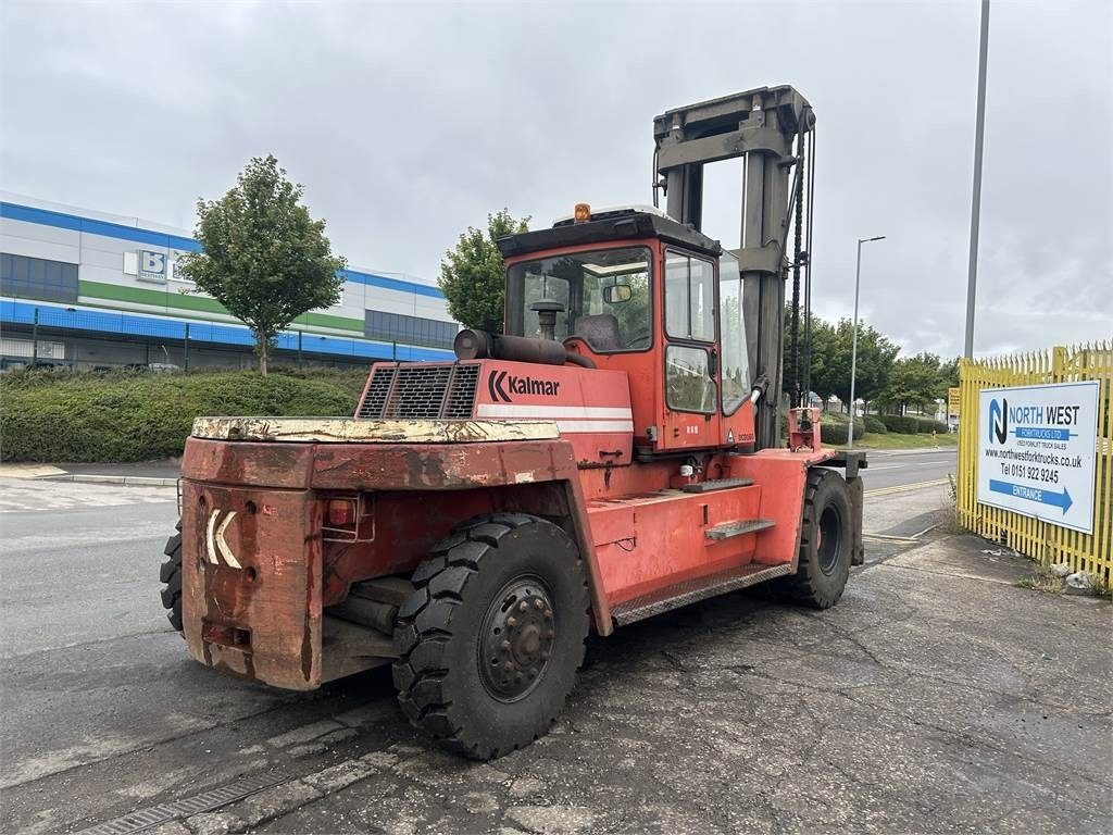 Kalmar DCD160-12 - Carrello elevatore diesel: foto 5 Kalmar DCD160-12 - Carrello elevatore diesel: foto 5