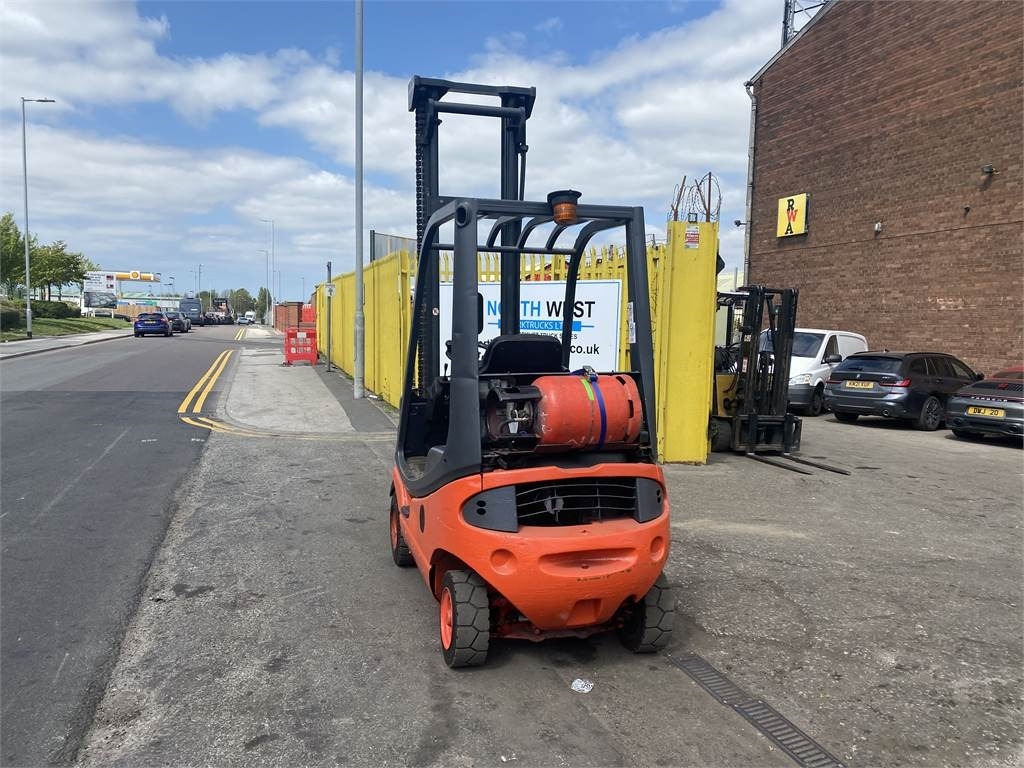 Linde H16T-03 - Carrello elevatore a gas: foto 3 Linde H16T-03 - Carrello elevatore a gas: foto 3