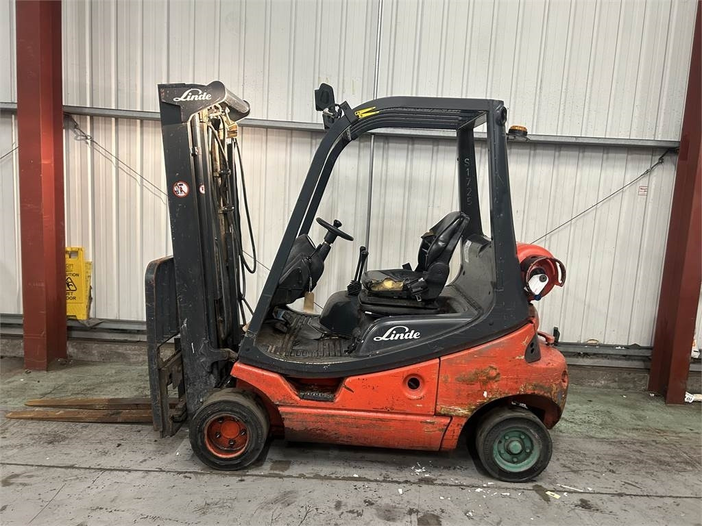 Linde H20T-03 - Carrello elevatore a gas: foto 1 Linde H20T-03 - Carrello elevatore a gas: foto 1