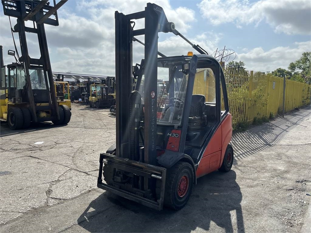 Linde H30D - Carrello elevatore diesel: foto 2 Linde H30D - Carrello elevatore diesel: foto 2